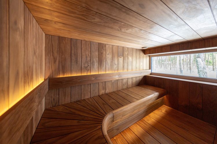 Thermory Sauna thermo-radiata pine wall panels and nenches, photo Elvo Jakobson