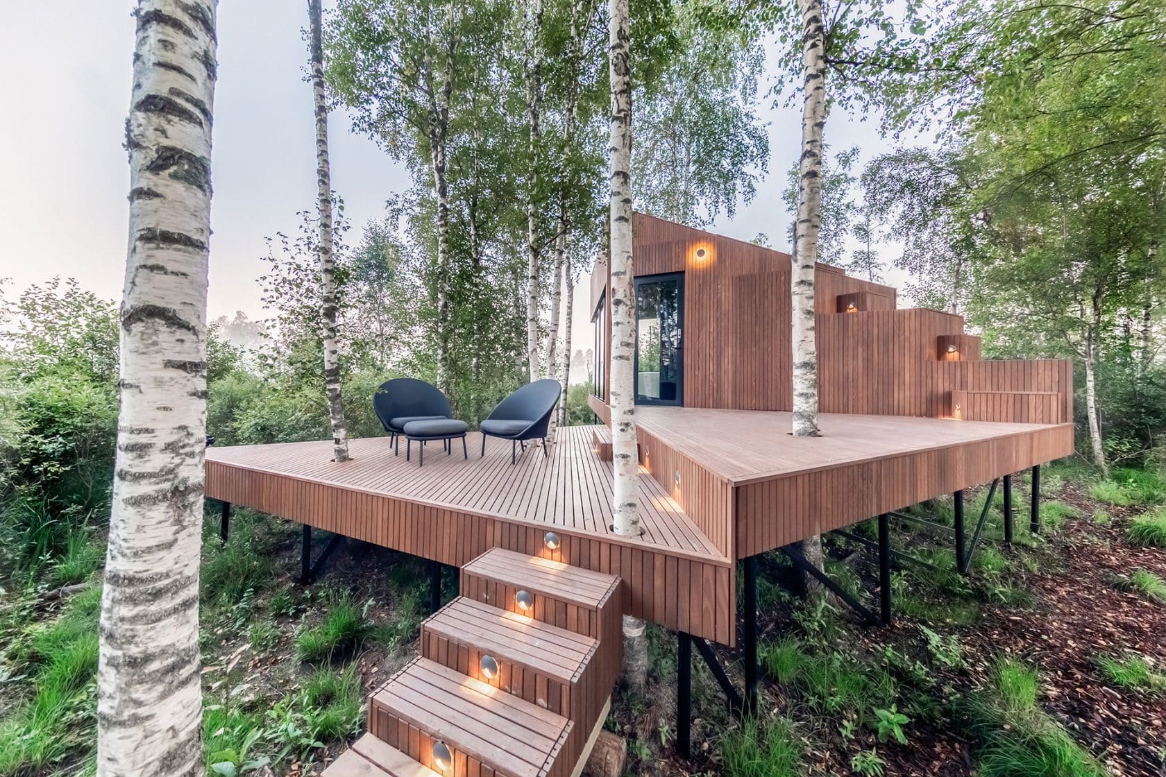 Thermory Benchmark thermo-ash decking and cladding, Nature Resort in Estonia, architect Mari Hunt, photo Elvo Jakobson