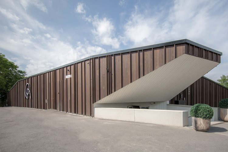 Thermory Benchmark Ash Cladding Noa restaurant