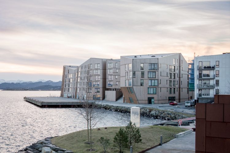 Thermory Benchmar thermo-pine cladding and decking, Waterfront Norway