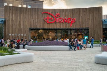 Thermory Benchmark thermo-ash cladding Disney Store Shanghai