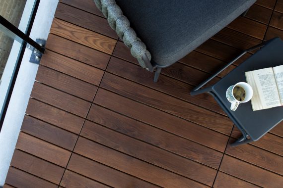 Thermory_thermo-ash_quick-deck_decking