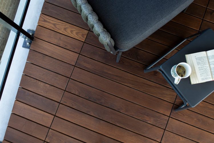Thermory_thermo-ash_quick-deck_decking