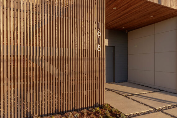 Thermory Benchmark thermo-ash cladding, private house in Seabrook Texas, USA