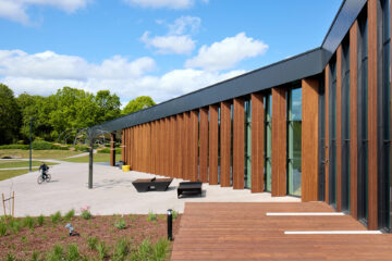 Thermory Benchmark thermo-pine cladding, Rakvere School, Salto Architects, Photograph Karl Kasepõld