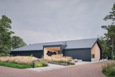 Bomarsund Visitor Centre, Thermory Ignite cladding, Architect Daniel Andersson, Photographer Christoffer Relander