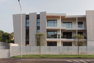Klimalux, Thermory Vivid Light Silvered cladding, architect Emanuele Garufi, Photo Marcello Mariana Fotografia