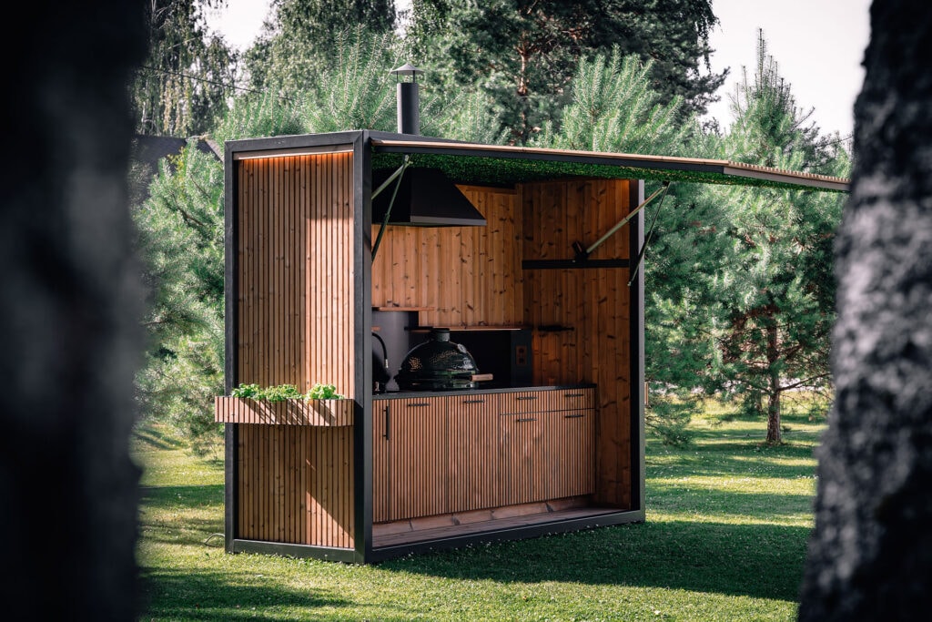 Nukka Outdoor Kitchen, Thermory Benchmark thermo-pine cladding and thermo-radiata pine furniture panels, Photo Karli Haava